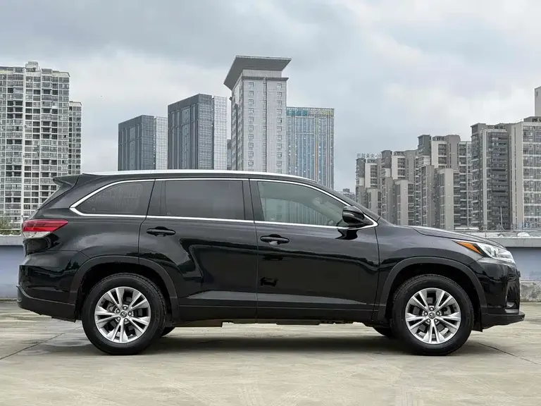 Toyota Highlander 2.0 T 2 WD Elite 7-seat CN-V