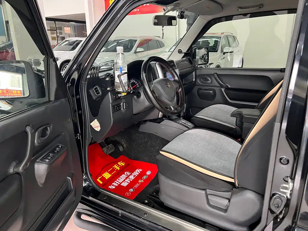 Jimny (Import) 1.3 AT JLX Navigation