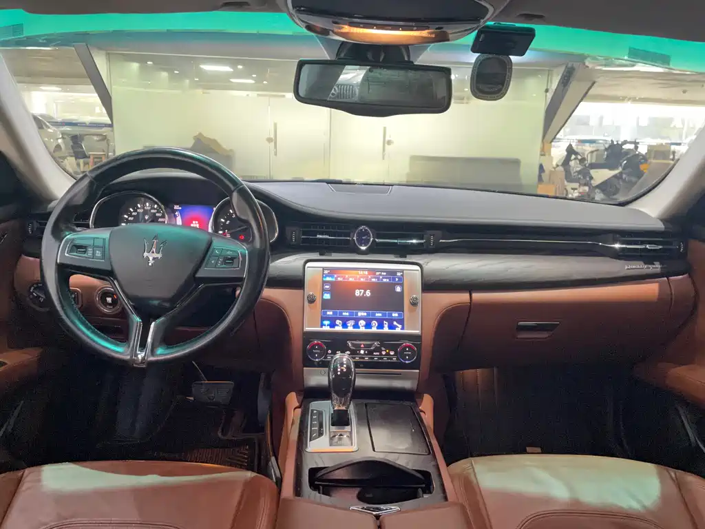 Quattroporte 3.0 T Standard