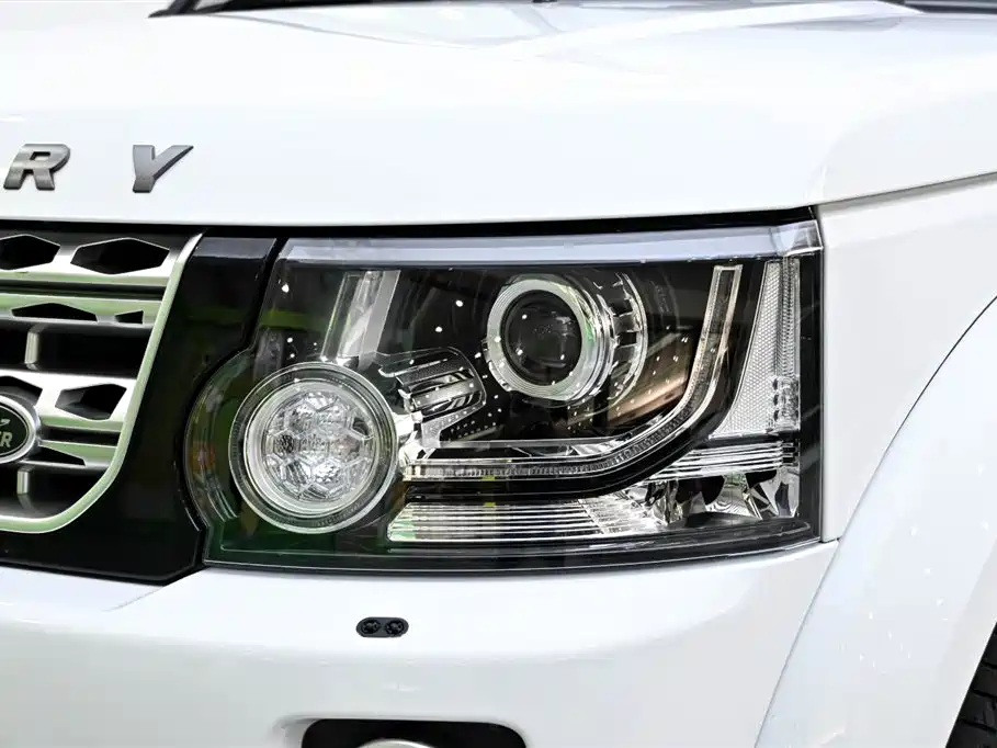 Discovery 3.0 SDV6 HSE Diesel
