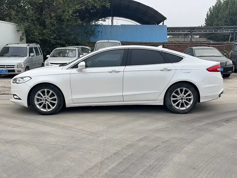 Ford Mondeo Facelift EcoBoost 180 Fashion