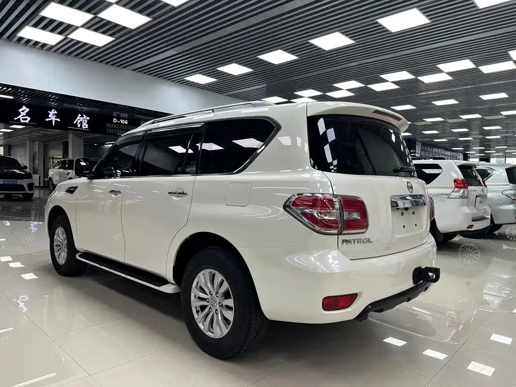 Patrol 4.0 L Flagship