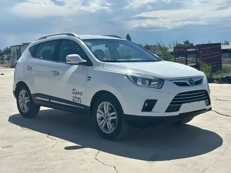 JAC Refine S5 2.0 L Manual Distinguished