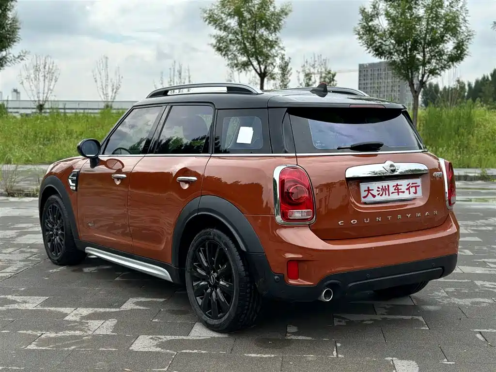 MINI COUNTRYMAN 1.5 T COOPER ALL4 Traveller