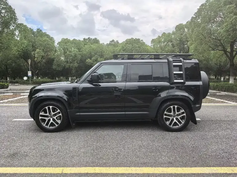 Land Rover Defender Facelift 110 3.0 T P400 Dark Special Edition