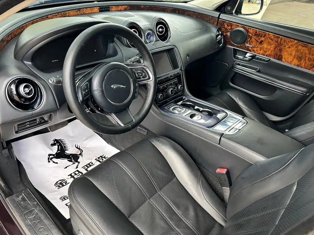 Jaguar XJ XJL 3.0 SC Panoramic Business