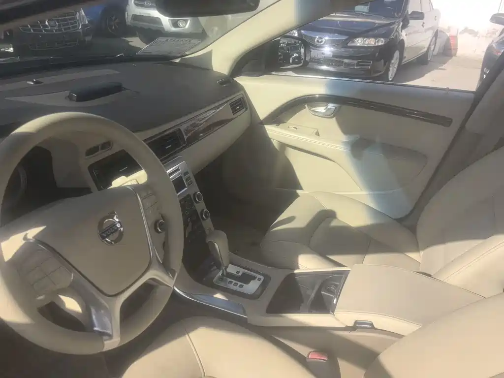 Volvo S80 L 2.5 T Smart Style