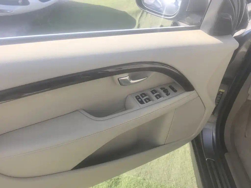 Volvo S80 L 2.5 T Smart Style