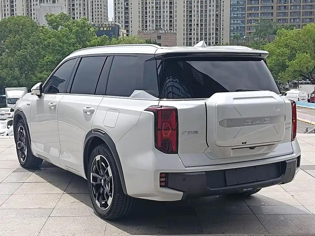 Trumpchi ES9 PHEV 143 km Touring Max