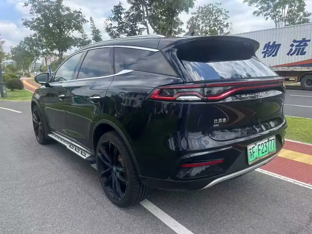 Tang NEV DM 2.0 T 4 WD High Performance Genesis Flagship