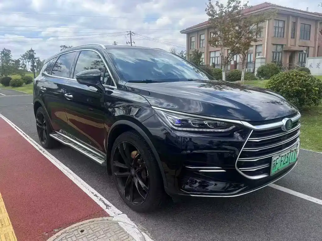 Tang NEV DM 2.0 T 4 WD High Performance Genesis Flagship