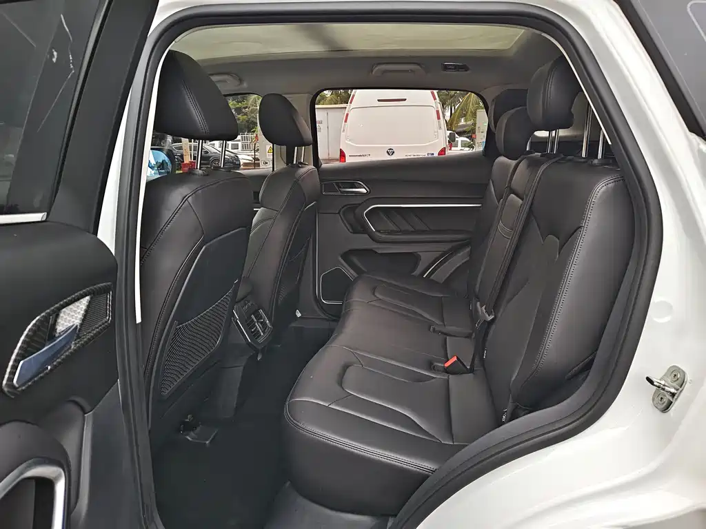 Haval H6 Red Label 2.0 T Auto 2 WD Smart Style