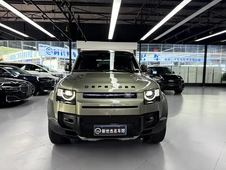 Land Rover Defender Facelift 110 3.0 T P400 Dark Special Edition