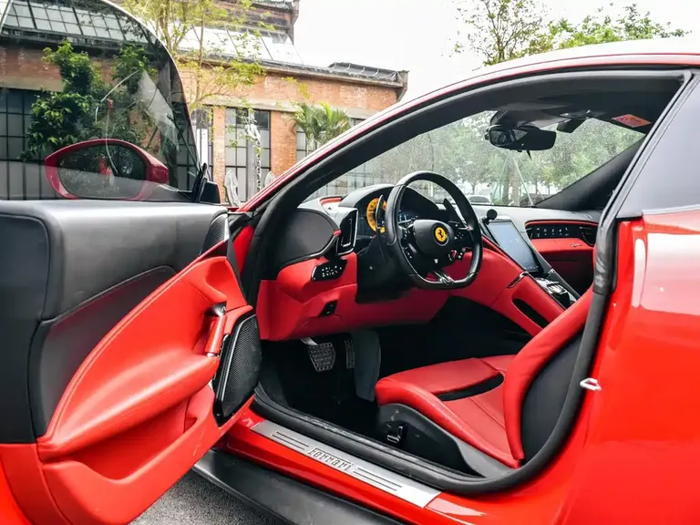 Ferrari Roma 3.9 T V8