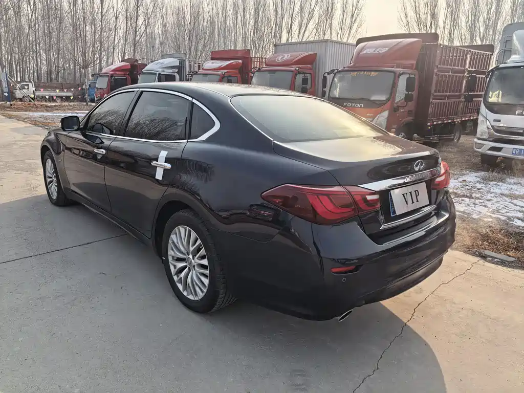 Infiniti Q70 Q70 L 2.5 L Joy