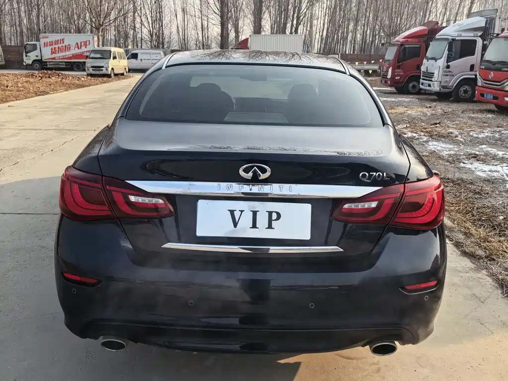 Infiniti Q70 Q70 L 2.5 L Joy