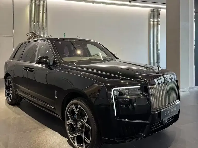 Rolls-Royce Cullinan Black Badge