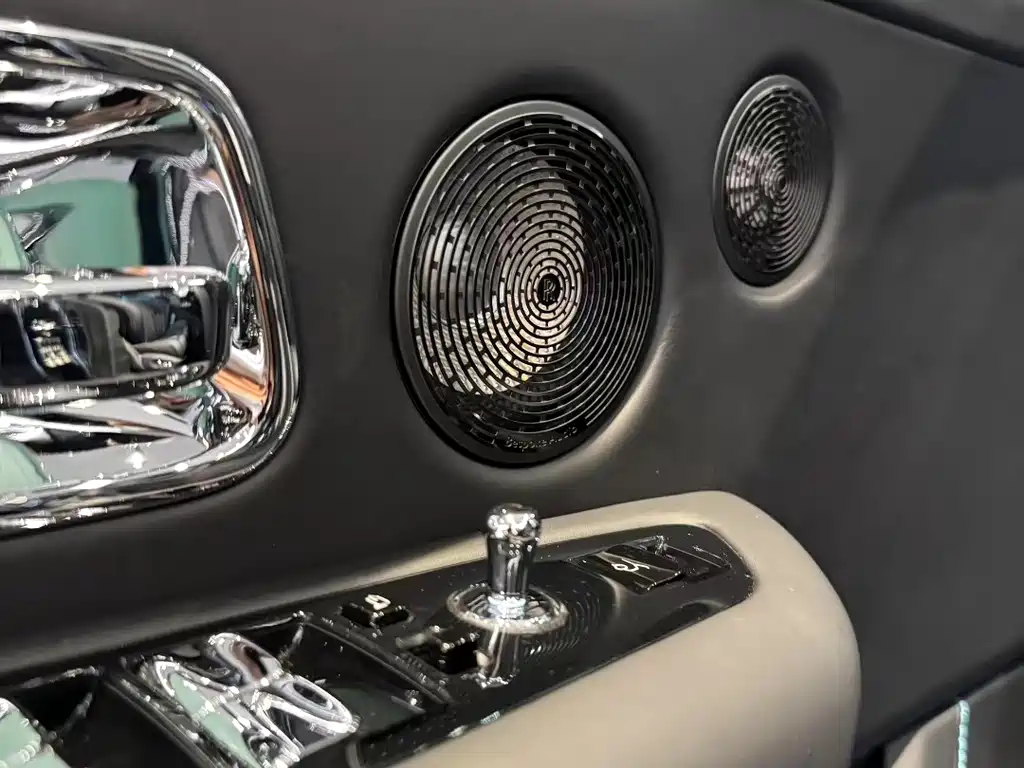 Cullinan Black Badge