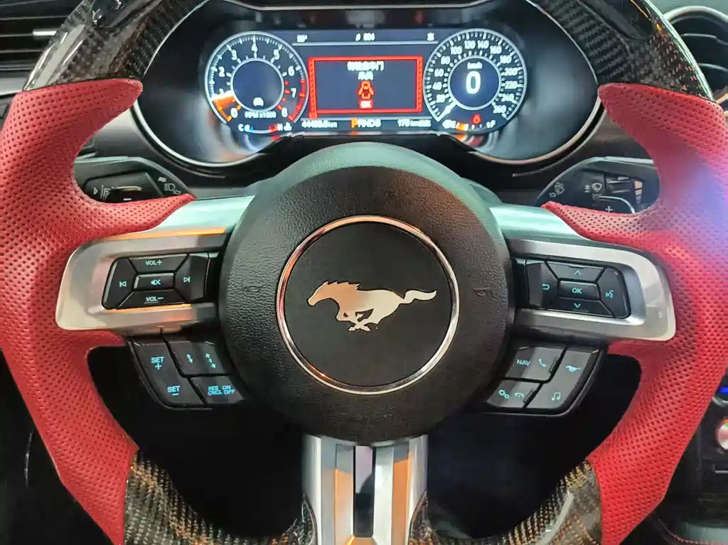 Mustang 2.3 T EcoBoost Obsidian Phantom Special Edition