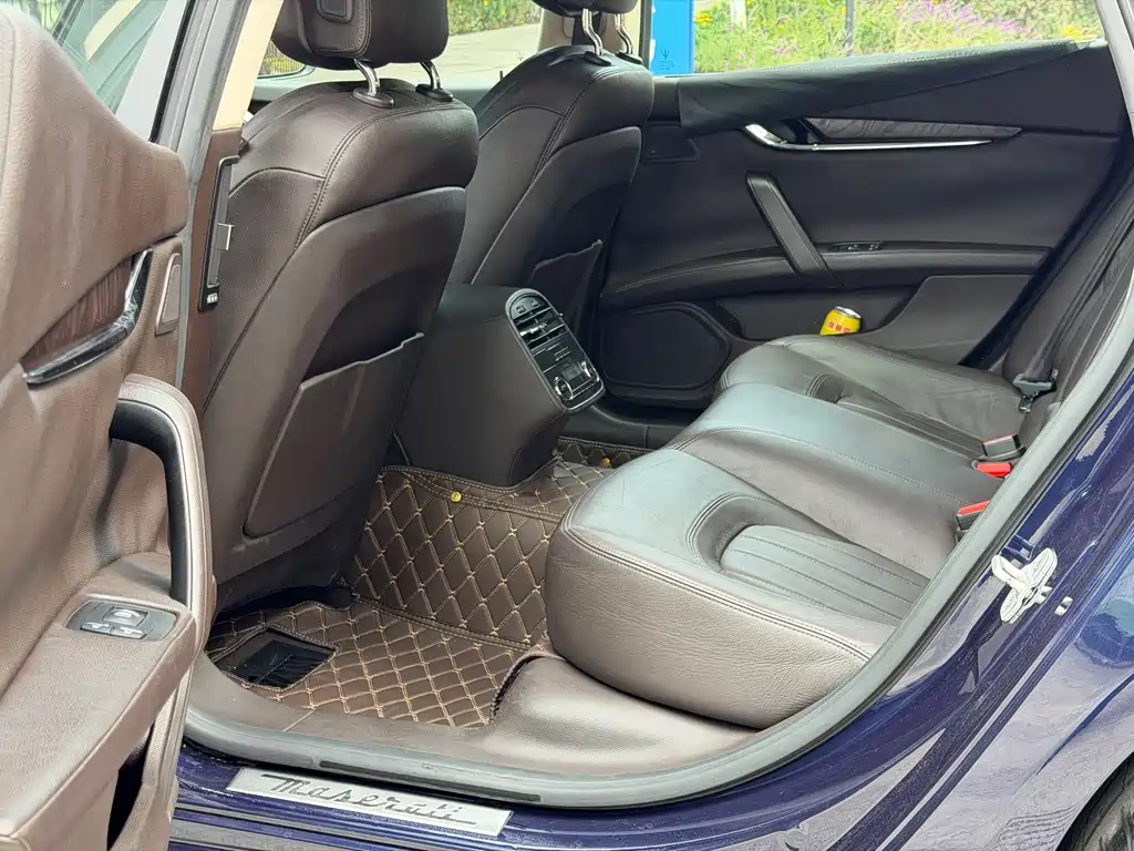 Quattroporte 3.0 T Standard