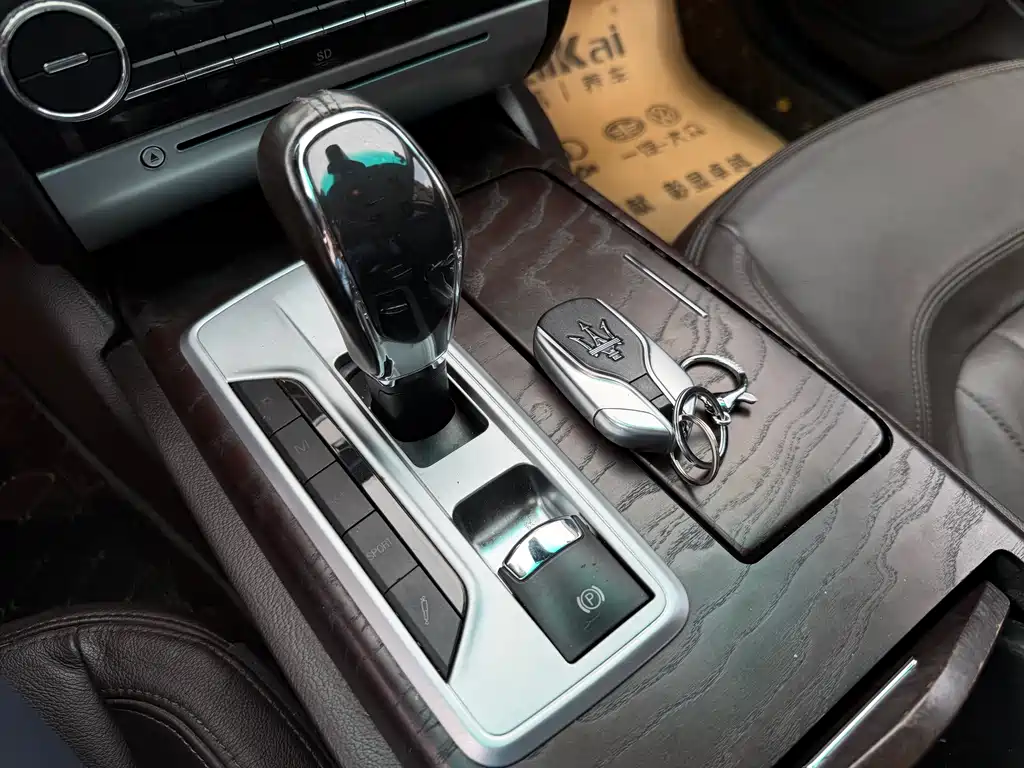 Quattroporte 3.0 T Standard