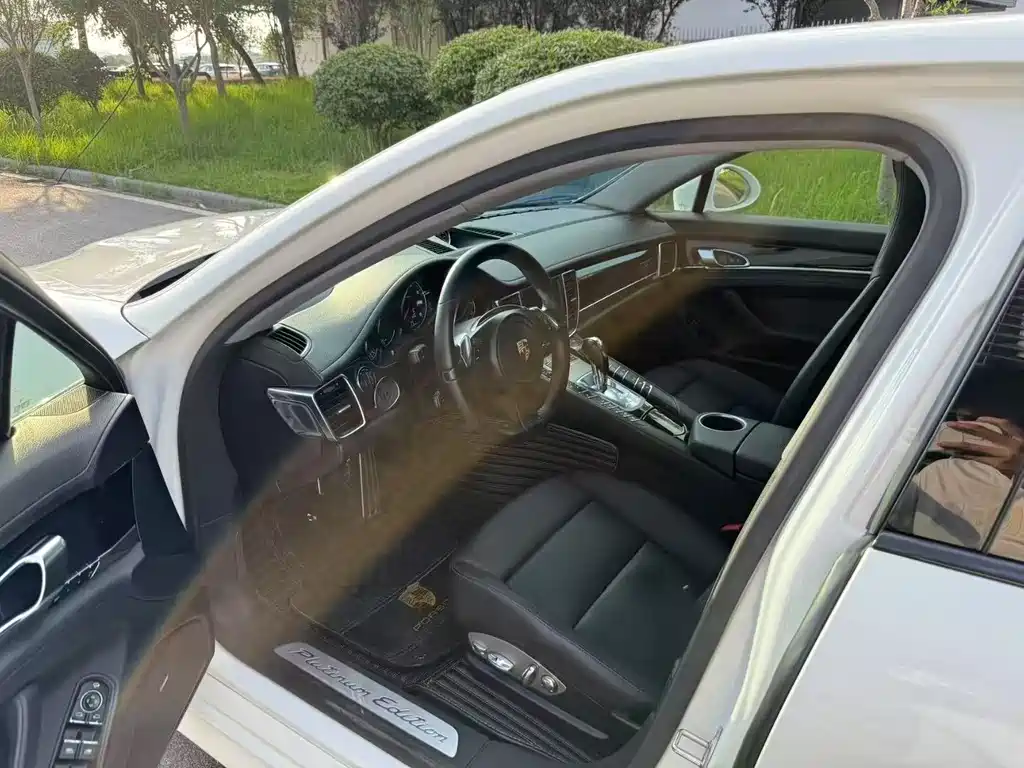 Panamera Panamera 4 Platinum Edition 3.6 L