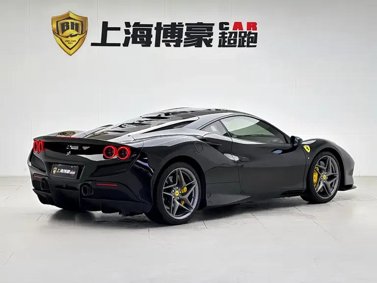 Ferrari F8 Tributo 3.9 T V8