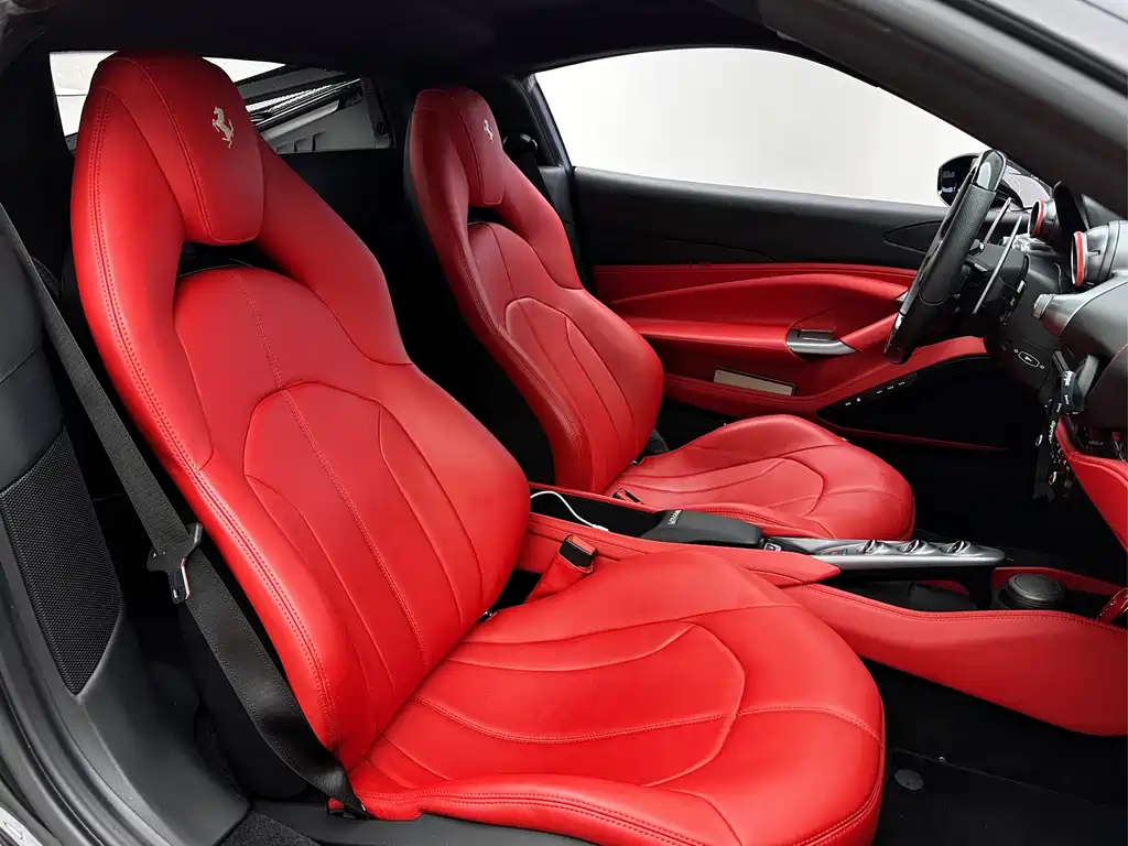 Ferrari F8 Tributo 3.9 T V8