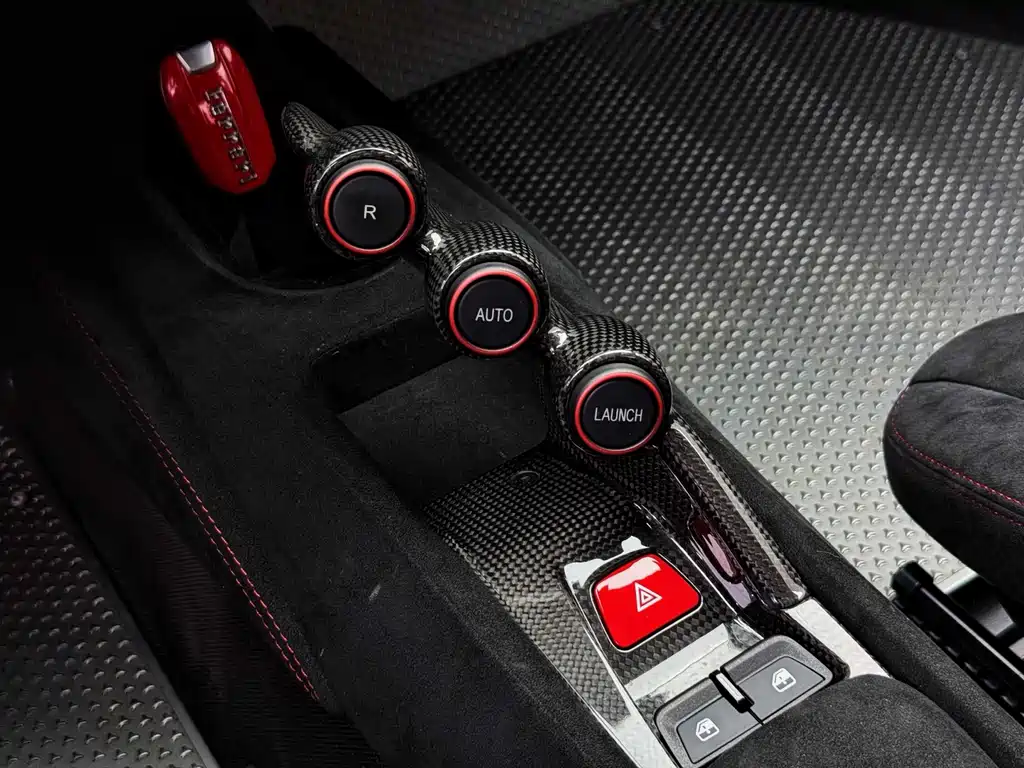 Ferrari 488 488 Pista