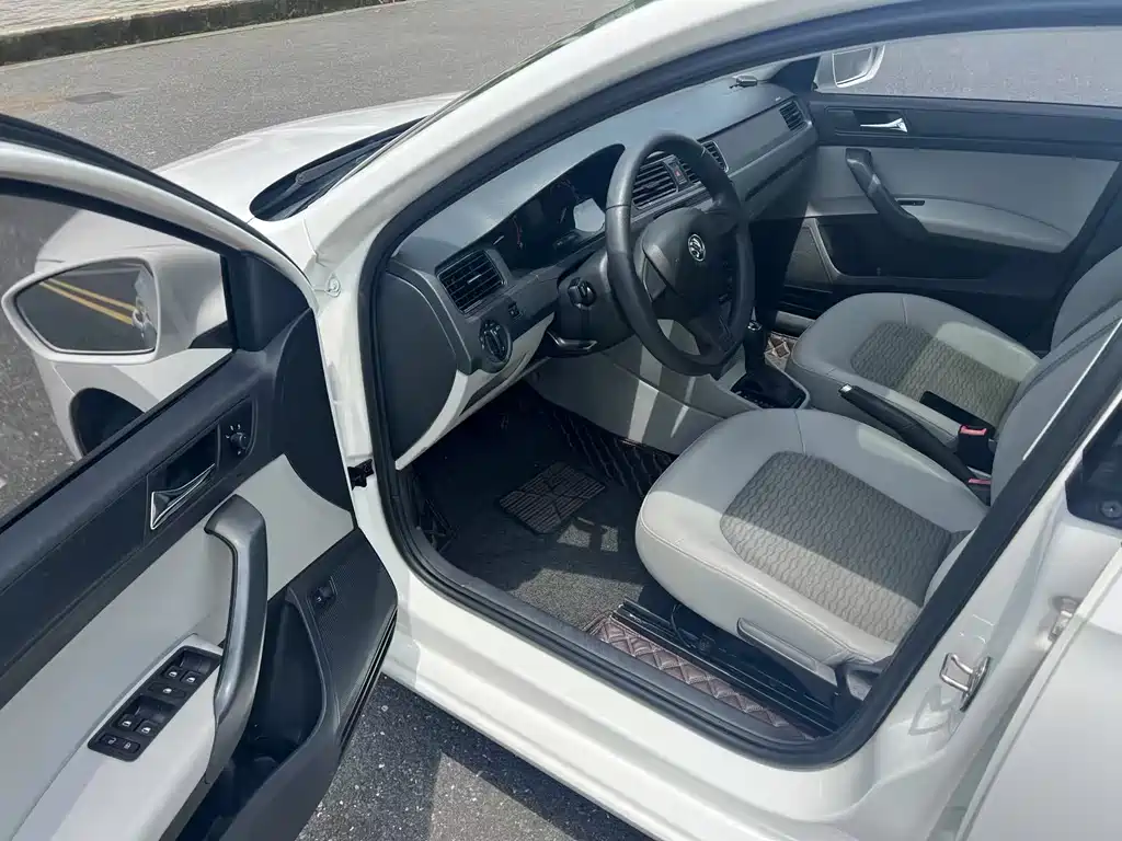 Rapid 1.6 L Auto Creation