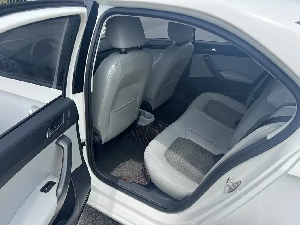 Rapid 1.6 L Auto Creation