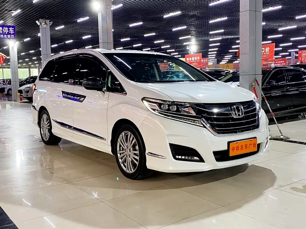 Elysion 2.4 L Style