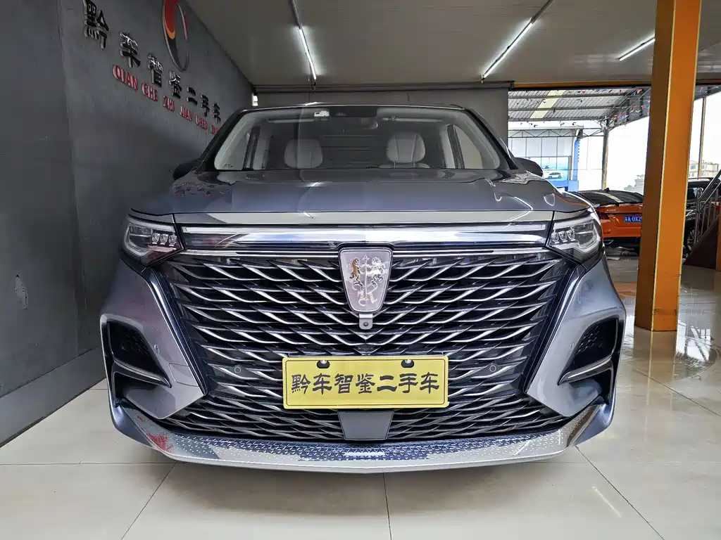 Roewe iMAX8 400 TGI Flagship