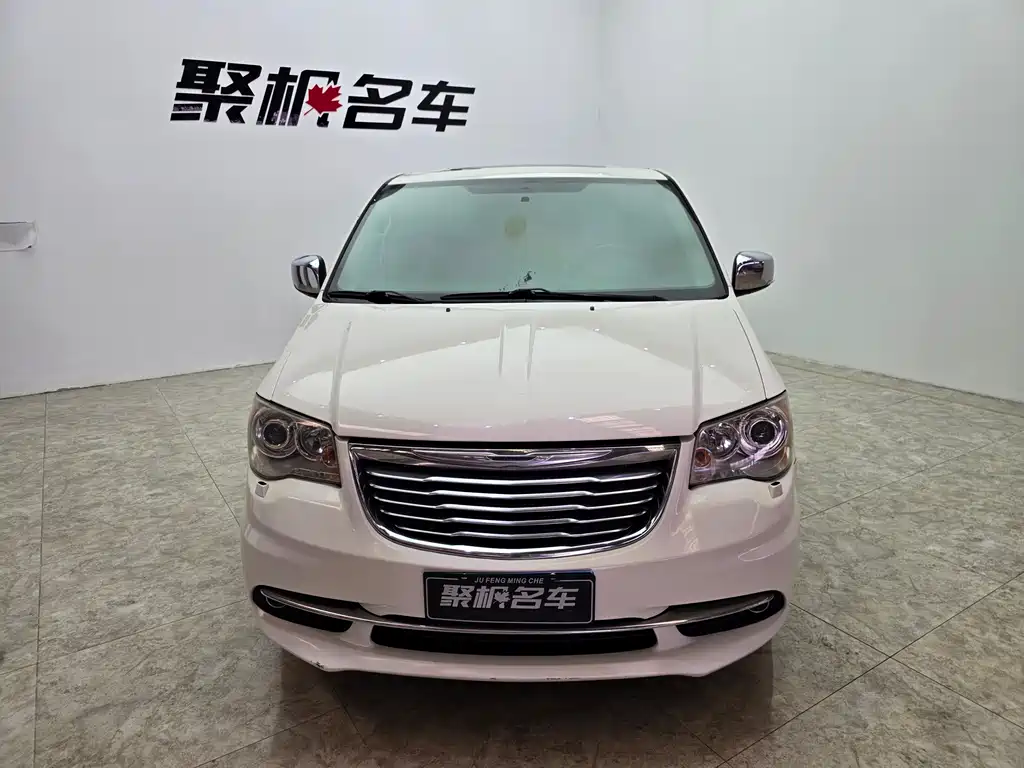 Pacifica (Import) 3.6 L Luxury