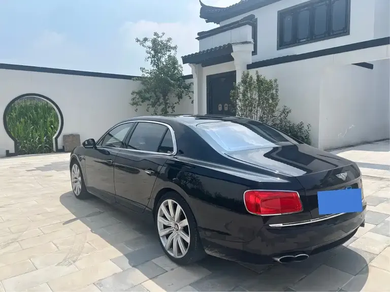 Bentley Flying Spur 4.0 T V8 Standard