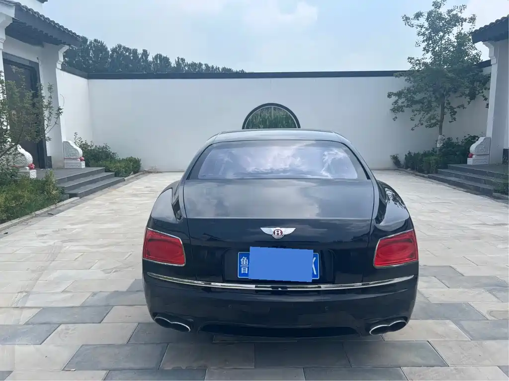Flying Spur 4.0 T V8 Standard