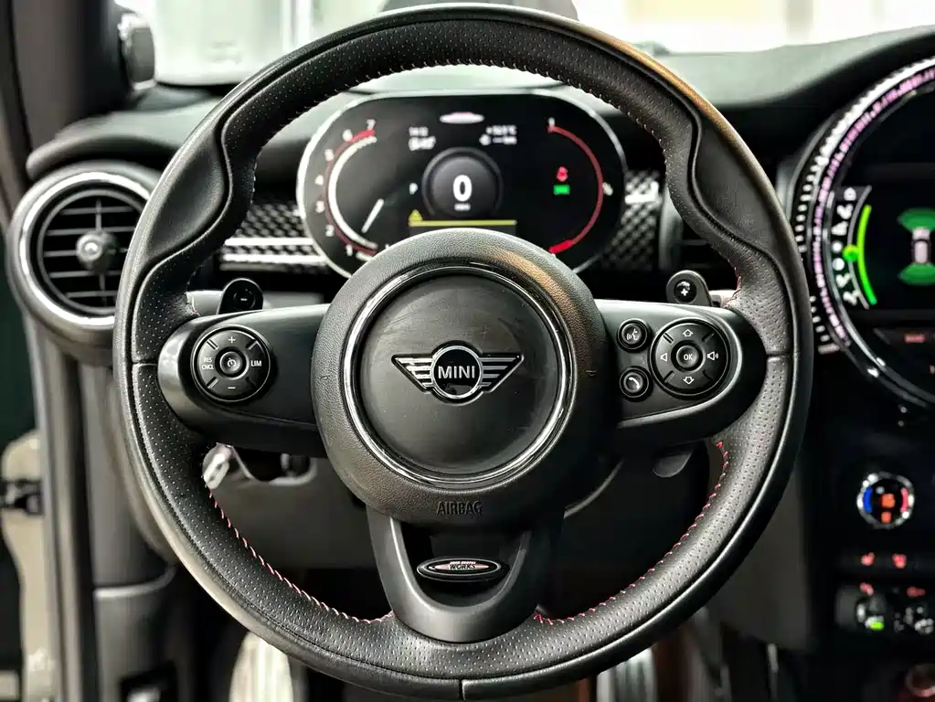 MINI JCW 2.0 T JOHN COOPER WORKS