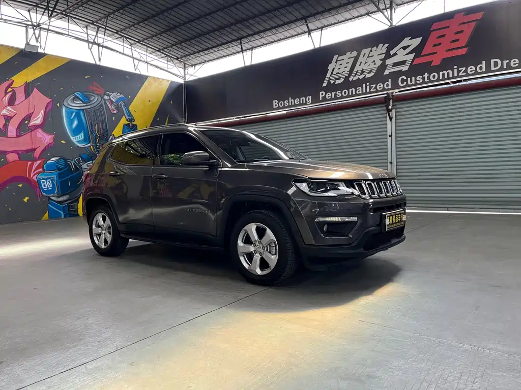Compass 200 T Auto Home Enjoyment