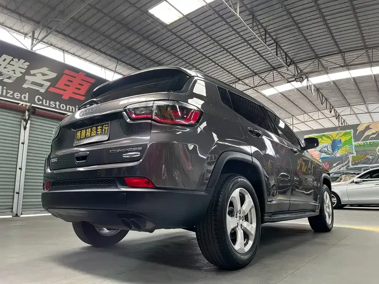 Jeep Compass 200 T Auto Home Enjoyment