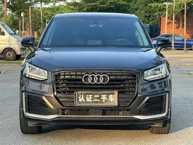 Audi Q2 L 35 TFSI Progressive Dynamic