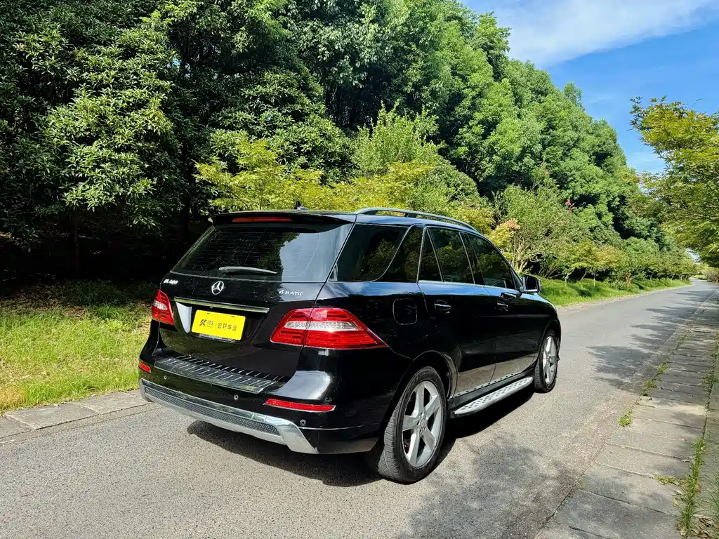 Mercedes-Benz M-Class ML 400 4 MATIC Dynamic