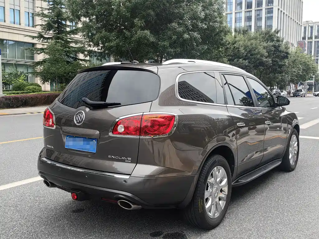 Enclave 3.6 L Flagship