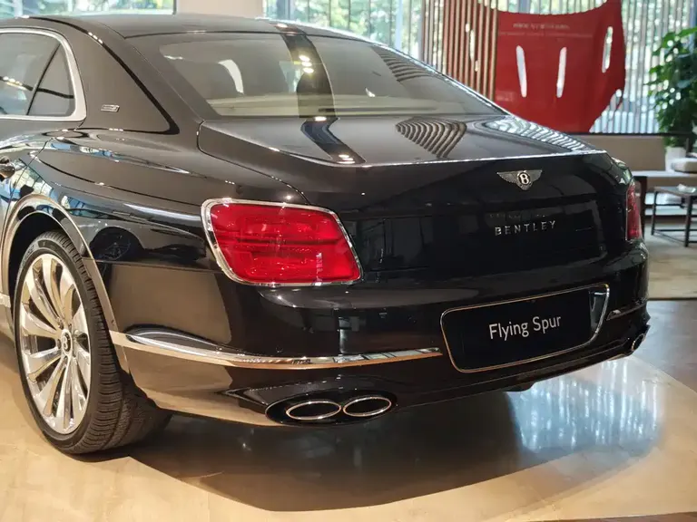 Bentley Flying Spur 4.0 T V8 S