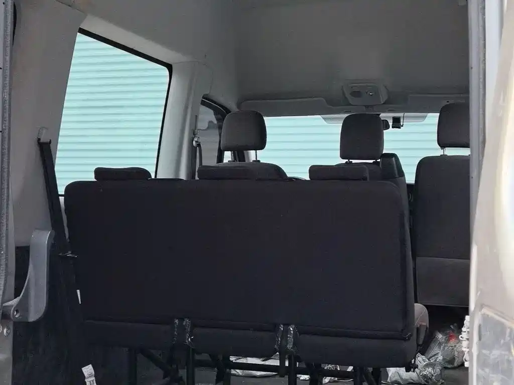 IVECO Daily 2.3 T Manual Chaorui SWB High Roof High Power F1 A