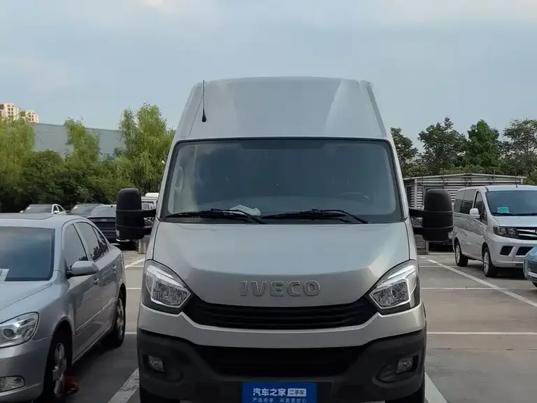 IVECO Daily 2.3 T Manual Chaorui SWB High Roof High Power F1 A