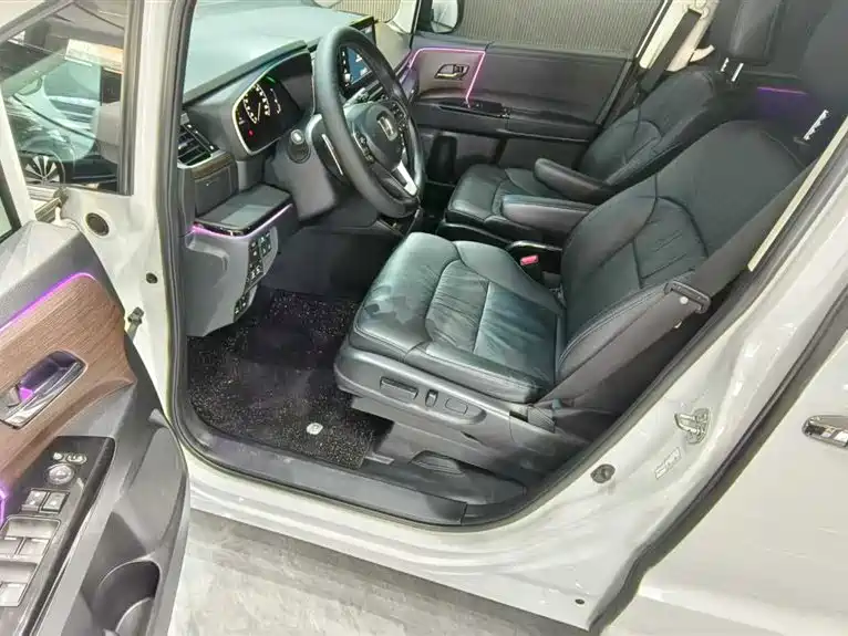 Odyssey 2.0 L e:HEV Sharp· Shine Enjoyment