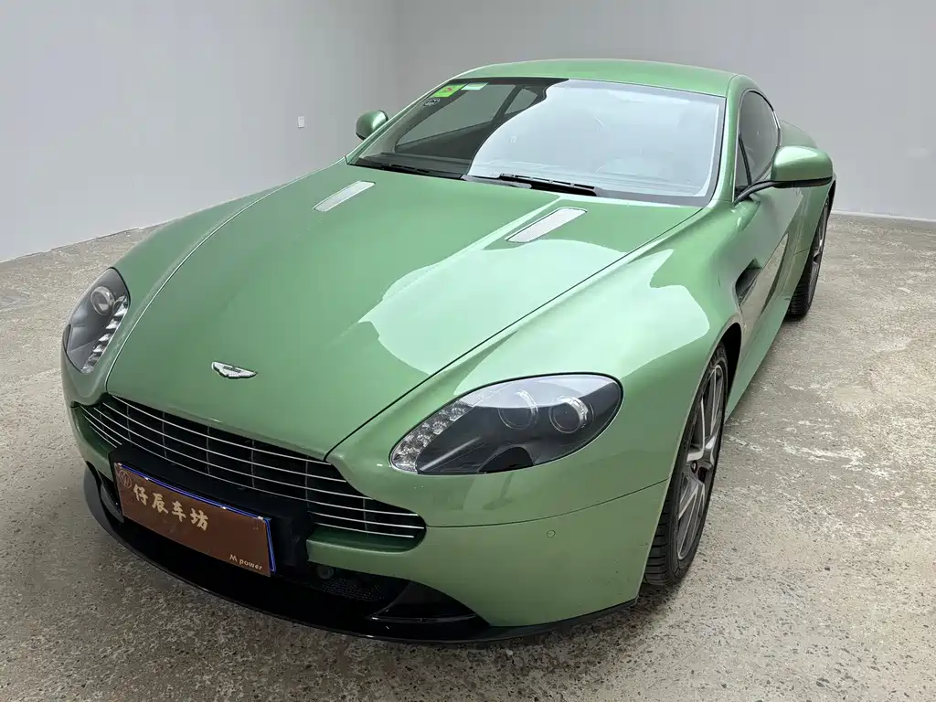 V8 Vantage 4.7 L S Coupe