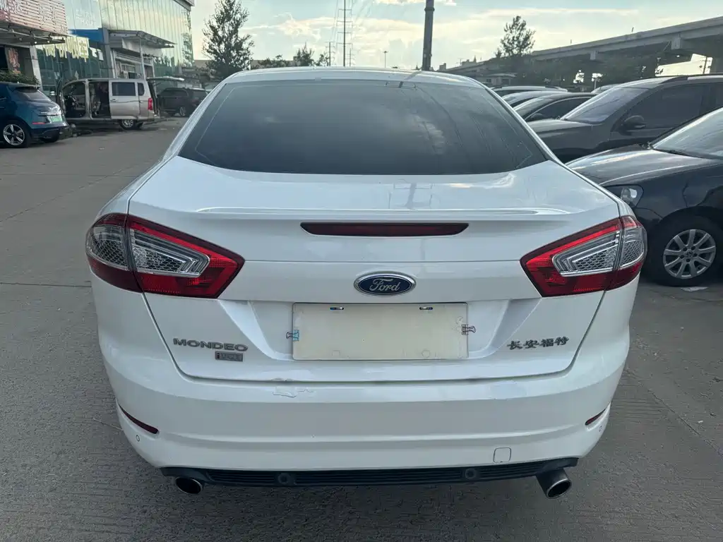Mondeo (Zhisheng) 2.3 L Fashion