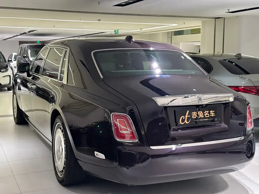 Phantom 6.7 T LWB Range