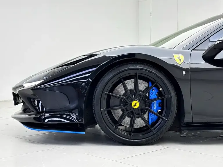 Ferrari F8 Tributo 3.9 T V8